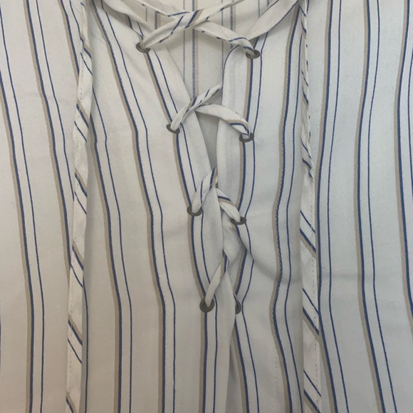 WAYF stripe top with tie front - Picture 6 of 8